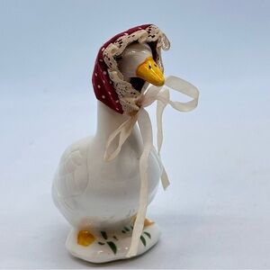 VTG 1970’s Mrs. Bonnet Goose Duck Figurine Farmhouse Decor Made in Taiwan *READ*